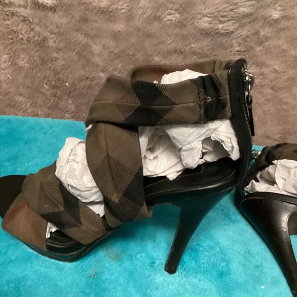 BURBERRY PRORSUM STILETTO SZ 37 1/2 - Picture 8 of 13